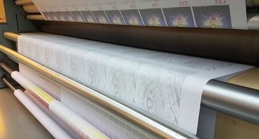 News image Bedruckbare Textilien wird zurückgesetzt um Papier zu übertragen